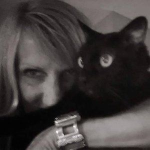 Meet your Posher, Marianne